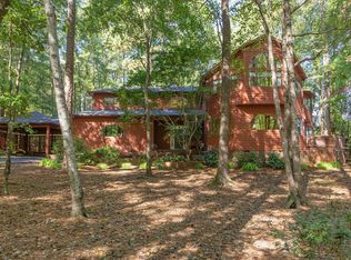 101 Standing Rock Rd, Chapel Hill, NC 27516