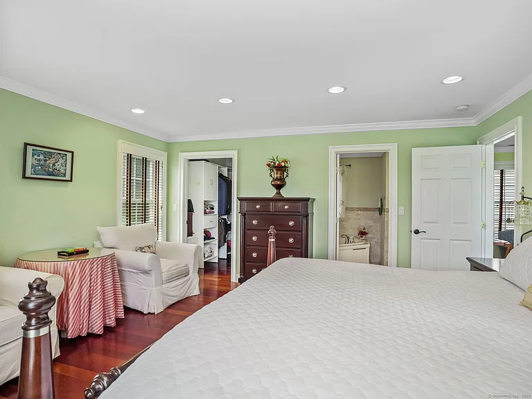 56 Barholm Ave — Photo 14