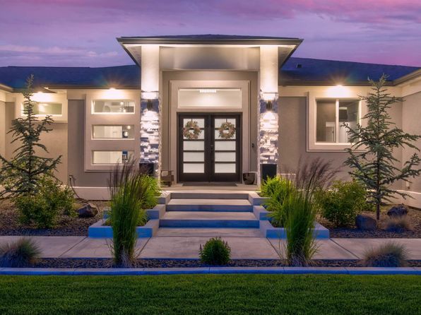 3395 Nicholas Ln, West Richland, WA 99353