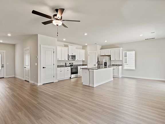 3rd image of 1424 Wild Indigo Way