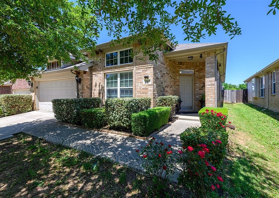 1st image of 511 Maverick Dr