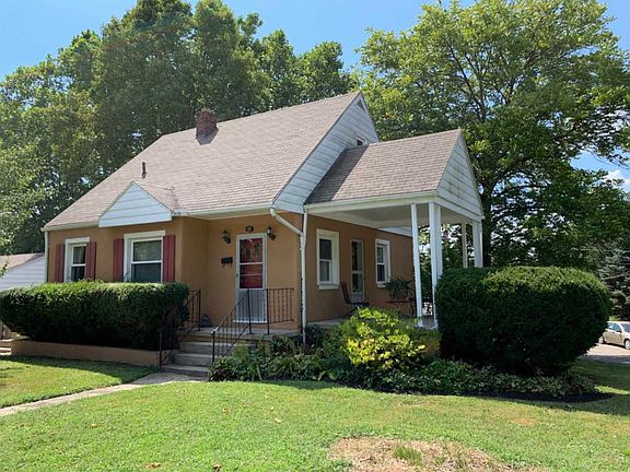 2nd image of 127 Farview Ave
