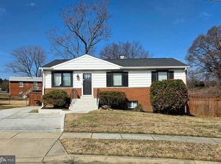 7225 Dominion Dr, Oxon Hill, MD 20745