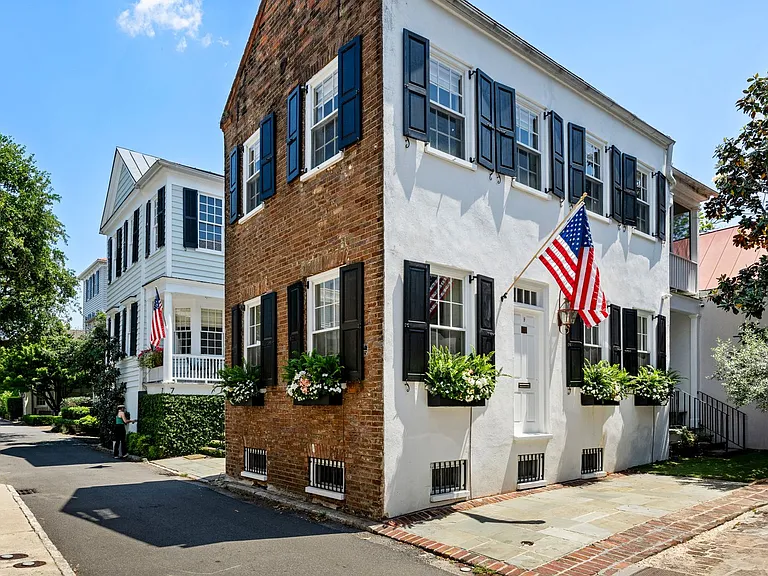 9 Lamboll St — Photo 4