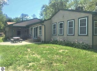 1171 Radov Dr, Gladwin, MI 48624