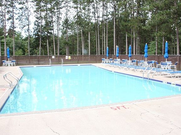 5th image of 332 & 334 Juniper Ln