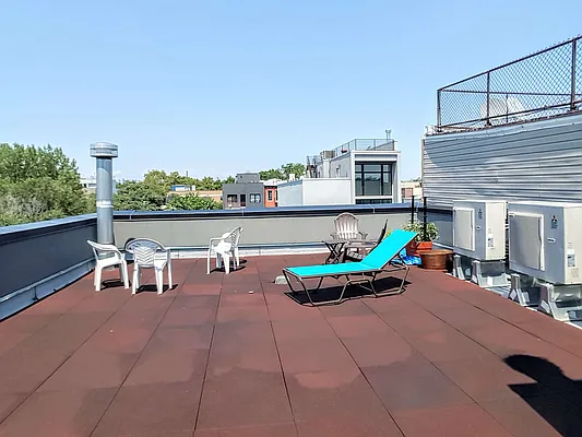 Rented by Brickwood BWR LLC | media 41