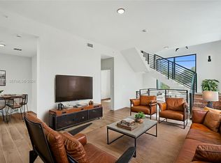 525 NE 61st St, Miami, FL 33137