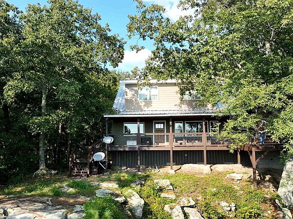 2nd image of 1849 Baker Rd