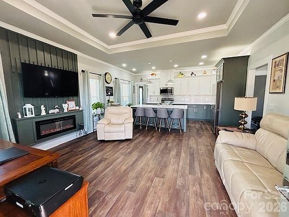 2nd image of 278 Right Prong Rd