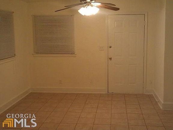 3rd image of 305 McDonald Ct