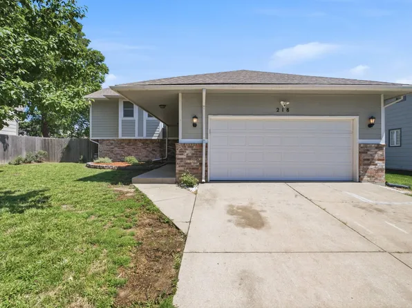 218 E Oak Meadows Rd, Derby, KS 67037