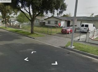 2630 W Borchard Ave, Santa Ana, CA 92704