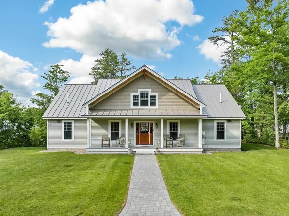 44 Bay Point Road, Ossipee, NH 03814