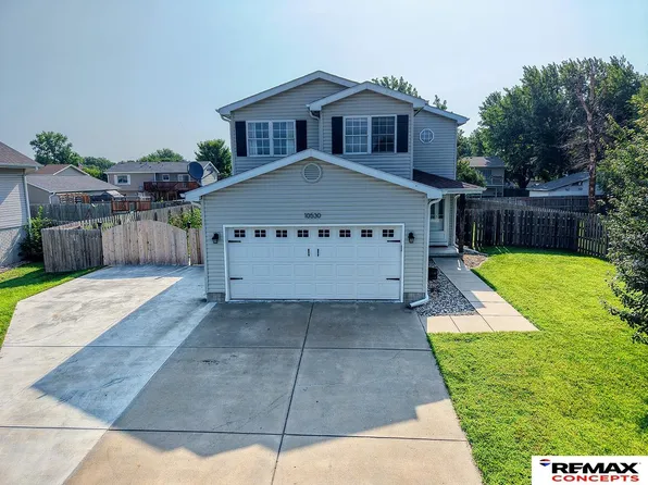 10530 N 135th St, Waverly, NE 68462
