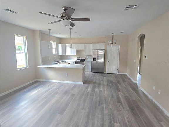 3rd image of 2043 Mullet Rd