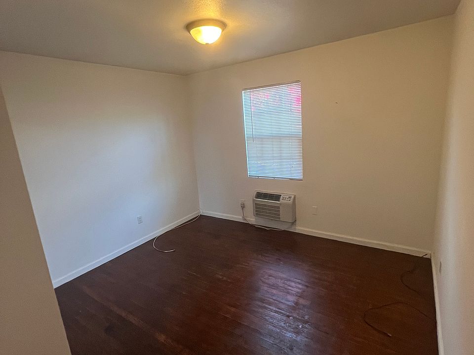 2nd image of 16004 Cadwell St #1