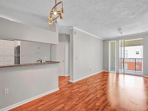 3rd image of 17150 N Bay Rd APT 2802