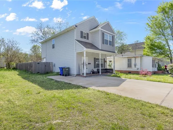 315 Baker St, Suffolk, VA 23434