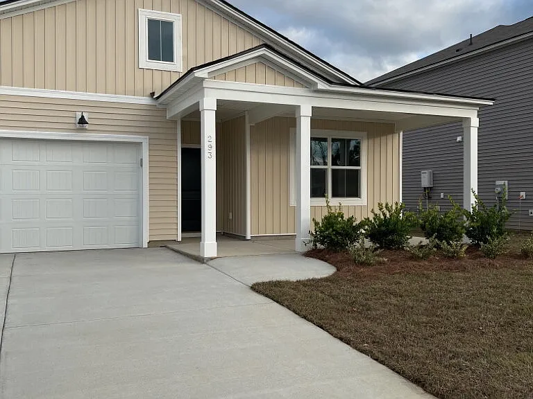 293 W Bradford Pointe Dr — Photo 2