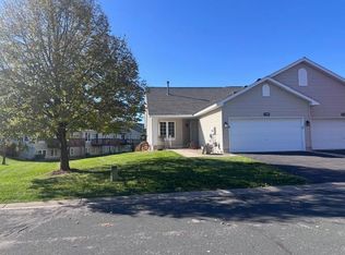 17459 Deerfield Dr SE, Prior Lake, MN 55372