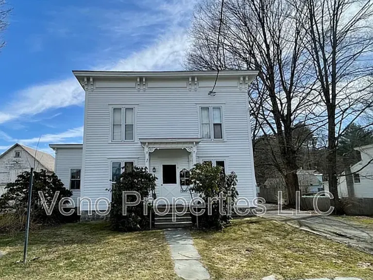 1 Pleasant St #1W — Photo 1