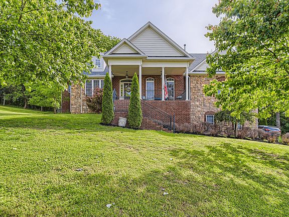 2nd image of 1252 Ben Hill Blvd