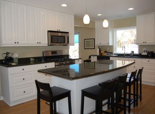 7215 Marbury Ct, Bethesda, MD 20817