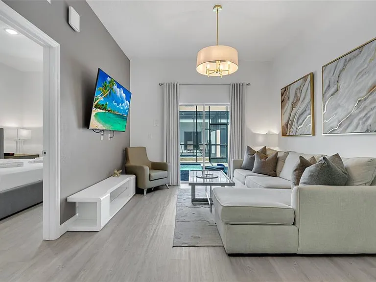 395 Famagusta Dr — Photo 9