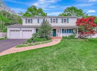 17 Sheffield Ct, Nesconset, NY 11767