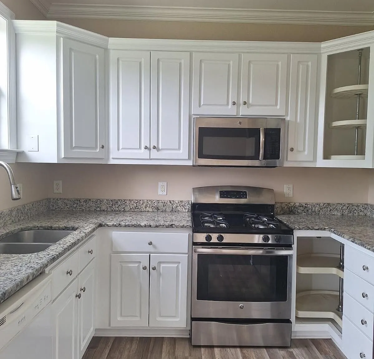 4 bed, 3.0 bath, $2,000 — Photo 4