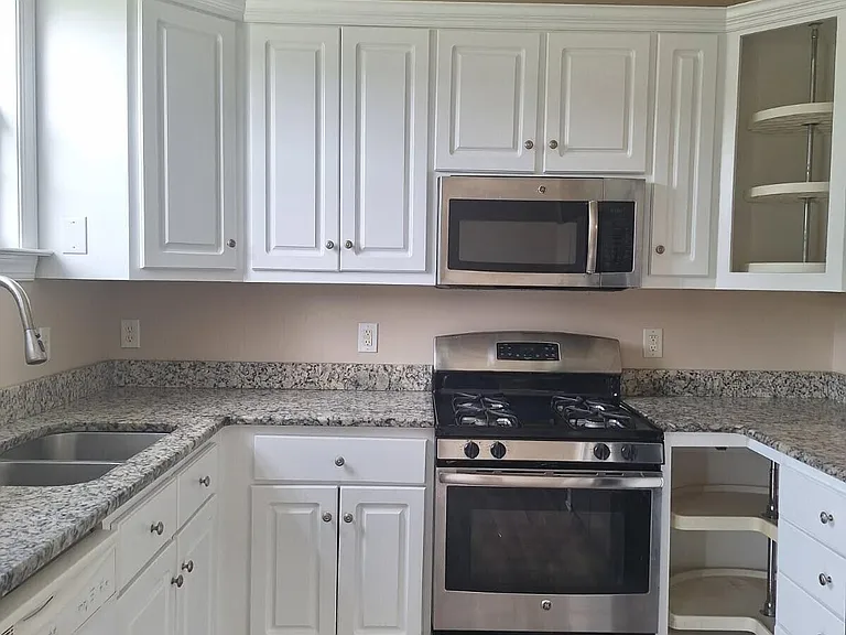 285 Laurie Ellis Rd — Photo 4