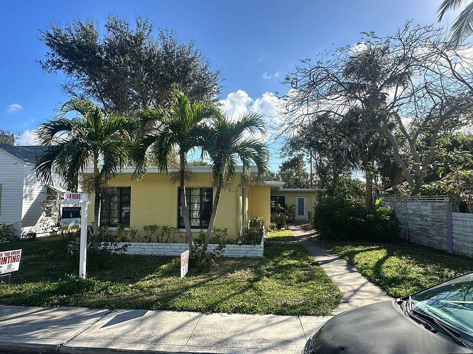 1st image of 214 S Palmway