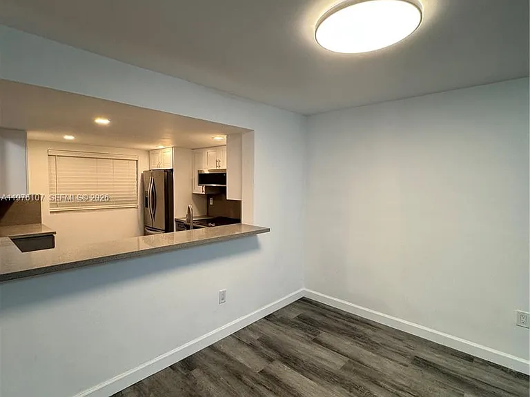 4000 NE 170th St #206 — Photo 8
