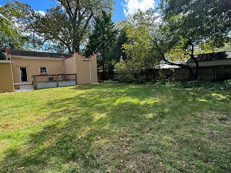 9525 Sherwood Pl — Photo 15