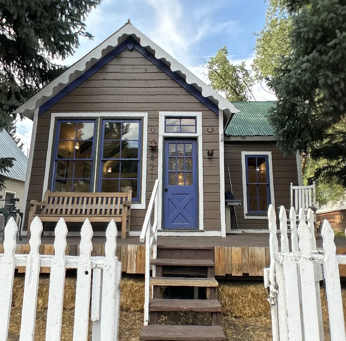2 bed, 1.5 bath, 1600 sqft, $3,860 — Photo 1