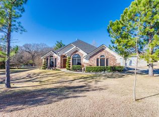 7431 Elman Ln, Azle, TX 76020