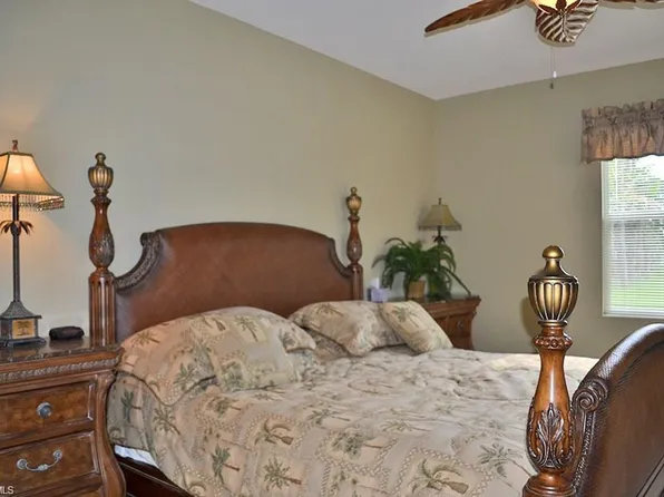 4007 Recreation Ln, Naples, FL 34116