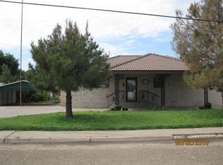 705 W 15th St, Portales, NM 88130