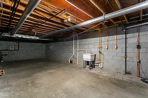 1005 Hillman St Photo 1