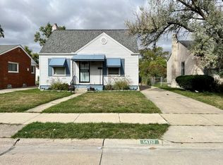 14717 Juliana Ave, Eastpointe, MI 48021