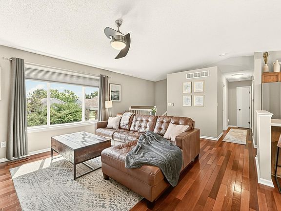 3rd image of 5413 Kingston Pl NW