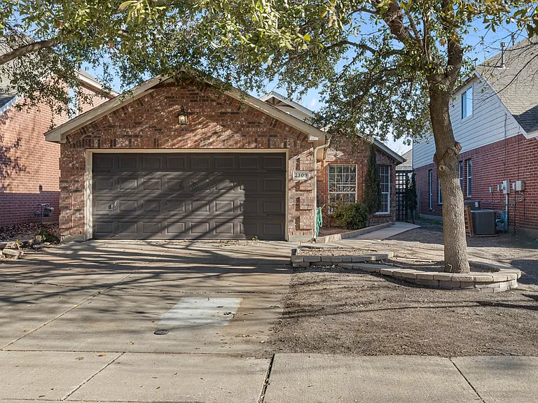 2709 Mountain Lion Dr — Photo 28
