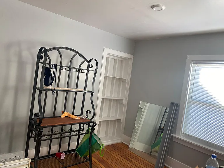 64 Grove St #2 — Photo 8
