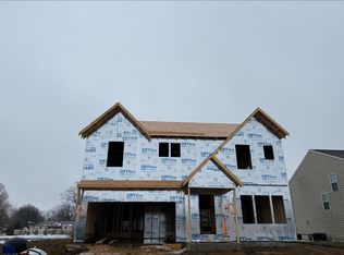 97 Princess St, Etna, OH 43062