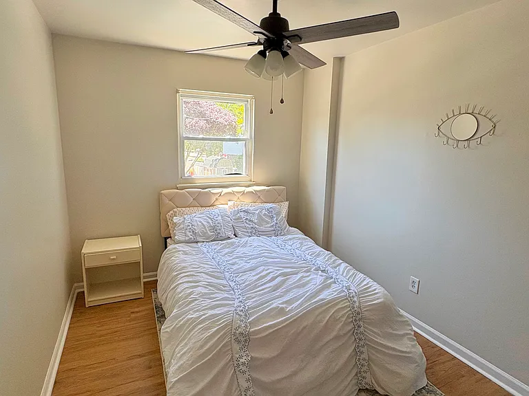 853 Cambridge Dr — Photo 11