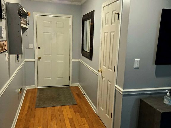 4th image of 408 Darlington Cir