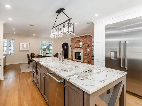 3719 Olentangy Blvd, Columbus, OH 43214
