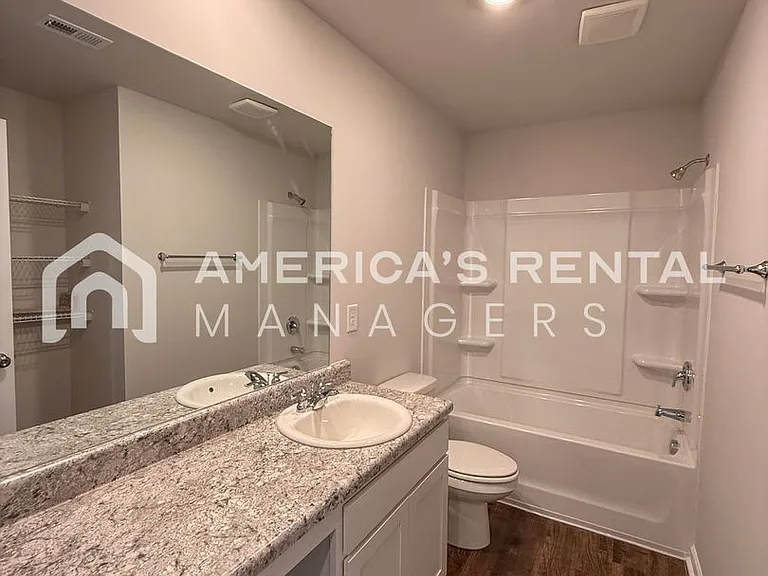 105 River Grass Dr — Photo 25