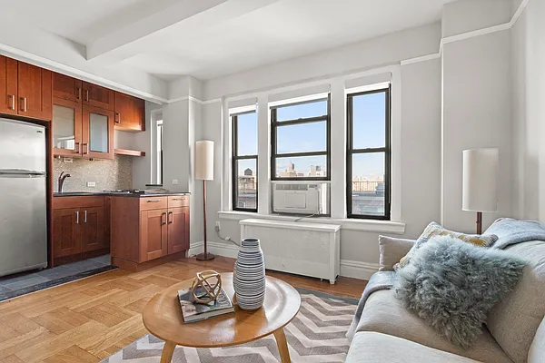 Sold by Compass | media 4